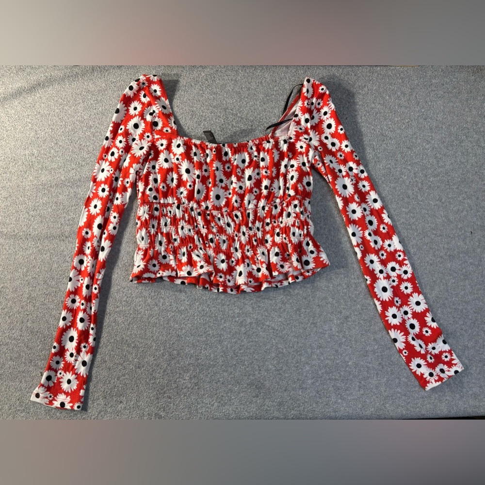 Forever‎ 21 Women's Summer Crop Top Daisy Size Medium New with Tags